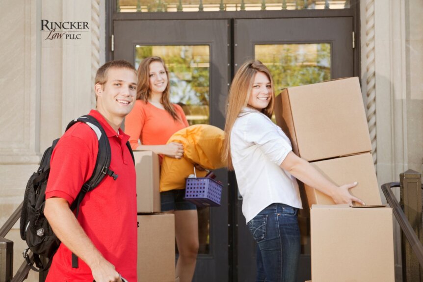 Who Pays College Tuition After Divorce in Illinois? What Parents Need to Know Before Move-In Day